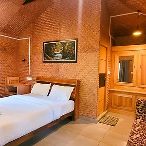 Bed & Breakfast Monsoon Retreats Ecostay- Treehouse, Thekkady